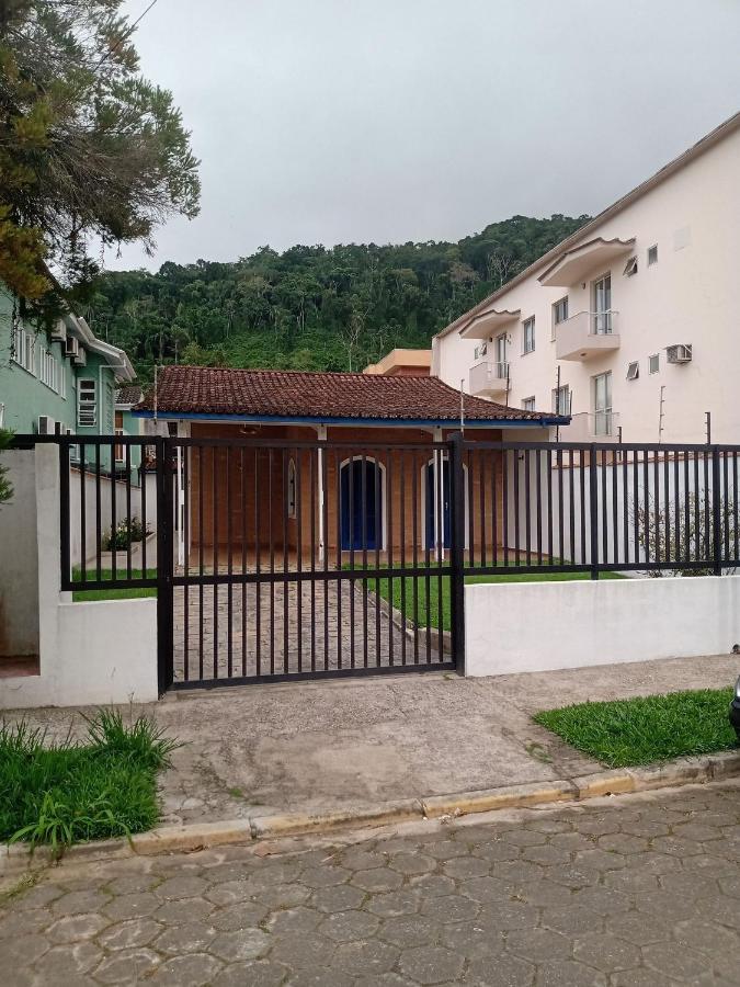 Casa Praia Grande Com Churrasqueira Villa Ubatuba Esterno foto
